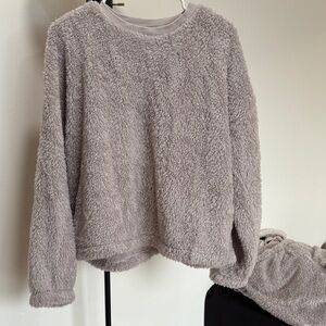 H&M Soft Gray Women's Crew Neck Sweater